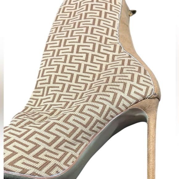 Rouge Geometric Stiletto Ankle Boot - Size 10 - Picture 8 of 12